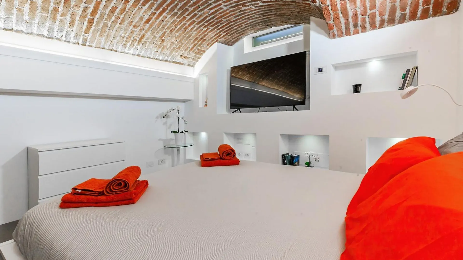 Orange Milano M3 Duomo 12 Min Appartement 0*, Milaan Italië