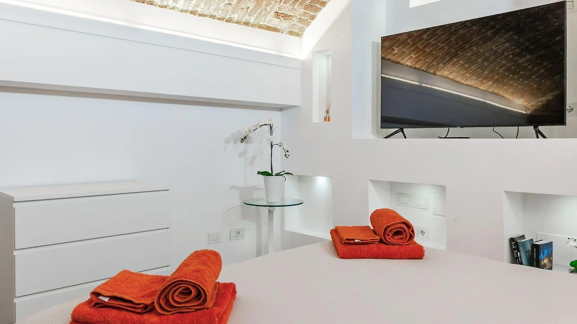 Orange Milano M3 Duomo 12 Min Appartement Italië
